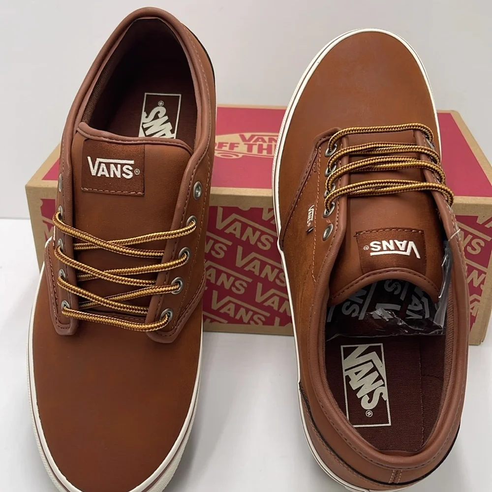 Vans Men’s Brown Leather Sneakers White Accents Atwood (Leather)Brown/Mashmallow